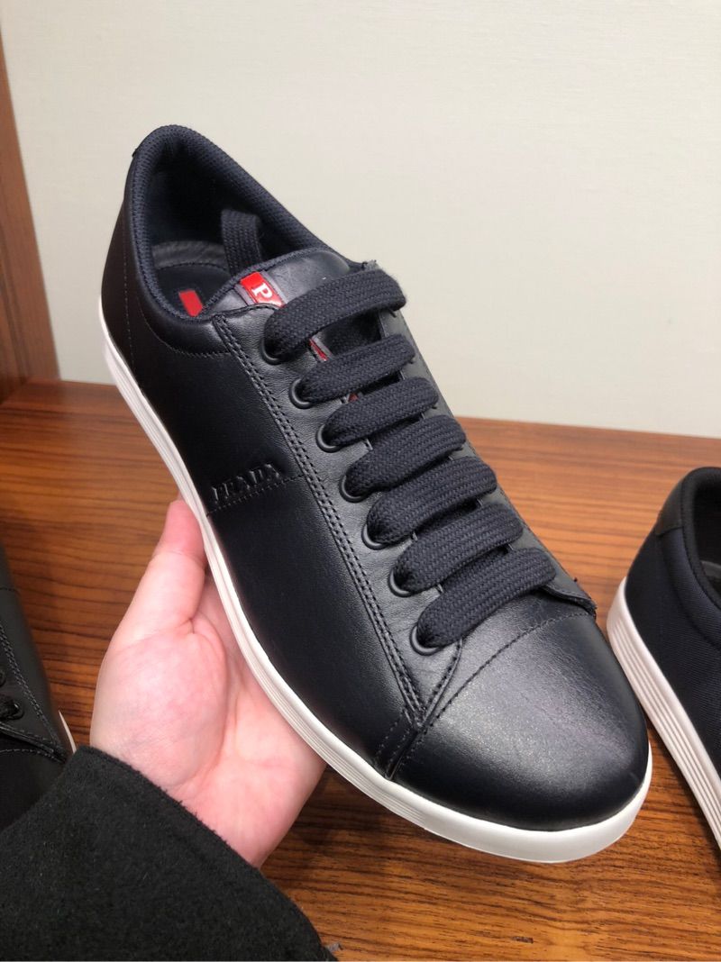 prada 普拉达男士经典真皮运动休闲鞋