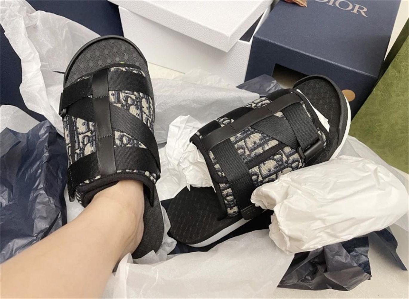 dior迪奥21年ss新款dioralpha男士米色和黑色提花帆布凉鞋多款